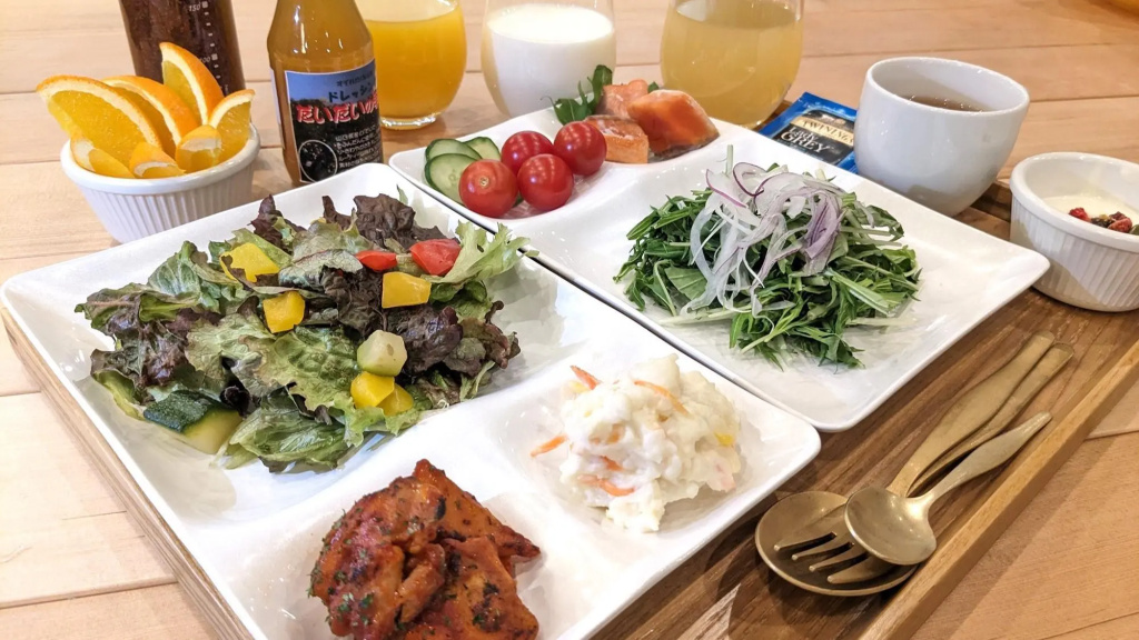 Food & Beverage