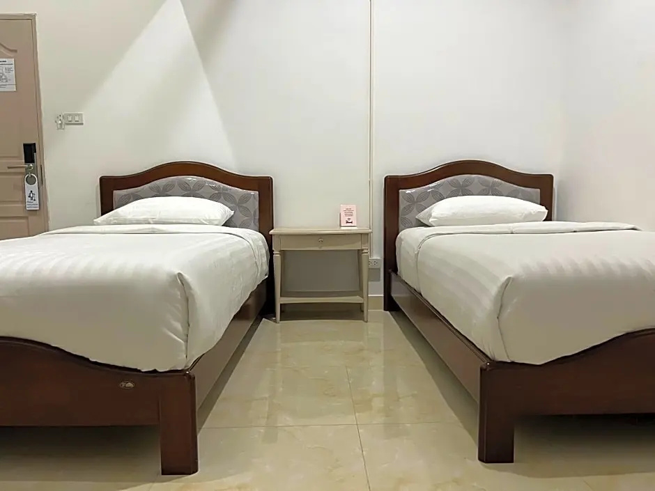 Standard Double room (twin beds)