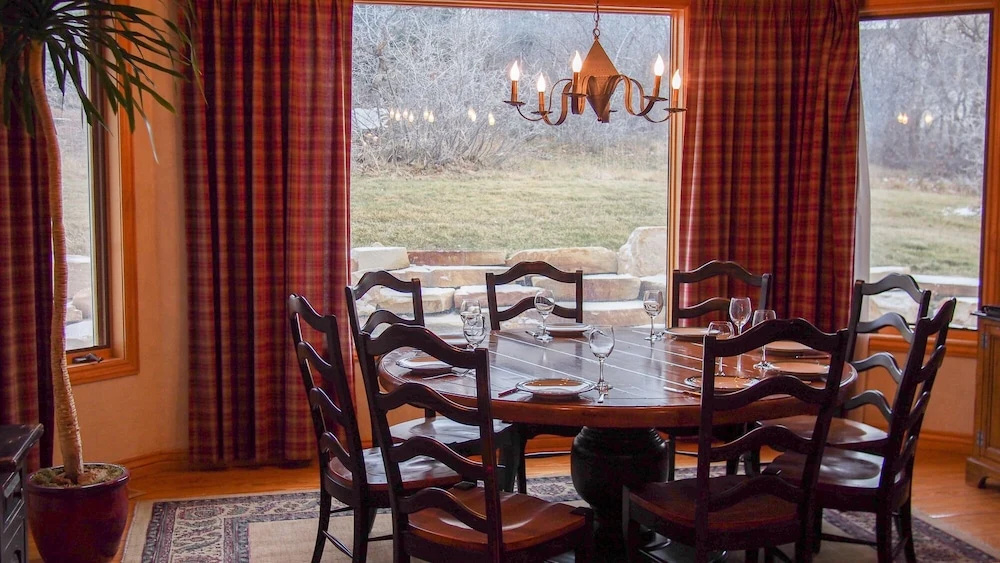 White Pines 5-Bedroom 5-Bath Luxury Home in Solamere / Lower Deer Vall