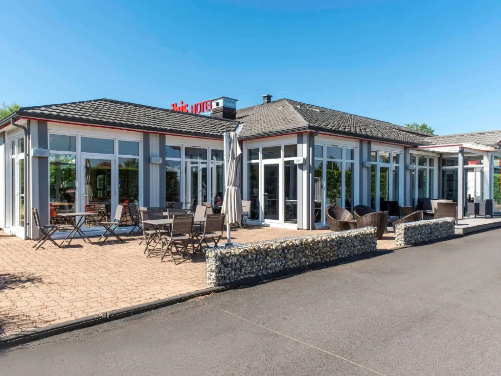 ibis Issoire - Général