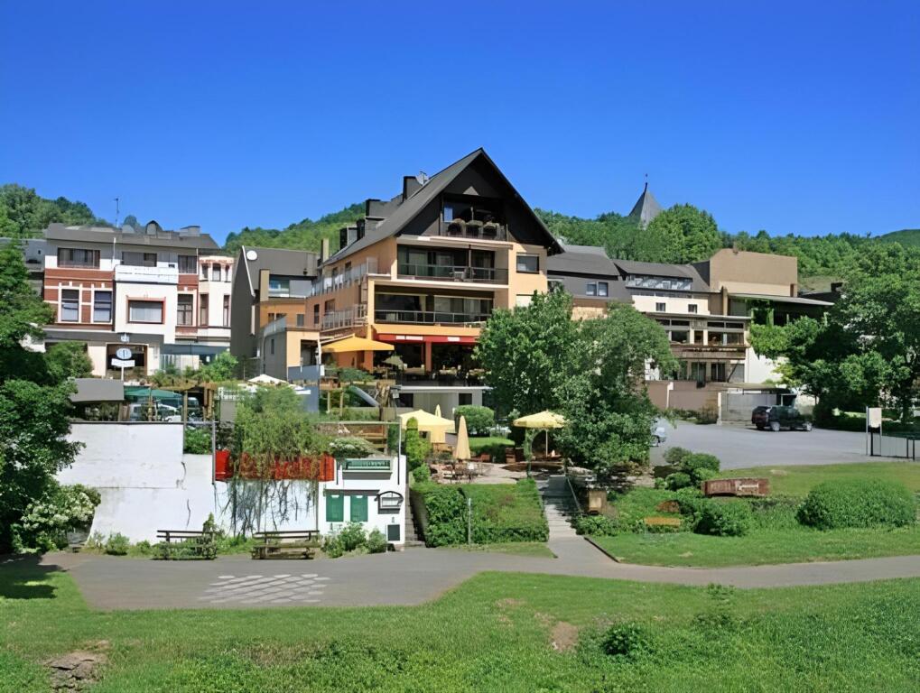 Hotel - Restaurant Ruland by null