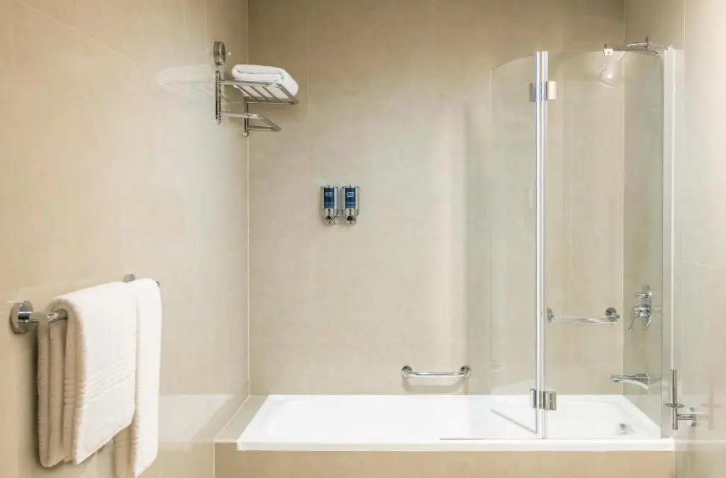 Four Points by Sheraton Sheikh Zayed Road Hotel - Chambres