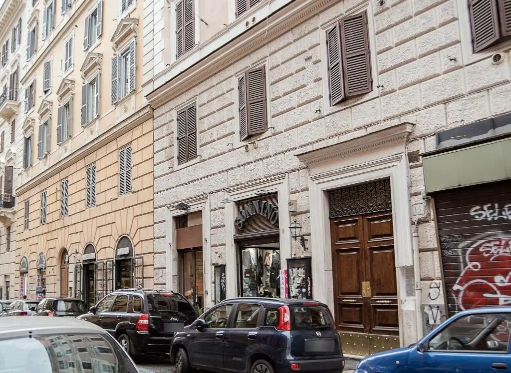 LikeYourHome, 80 sq m luxury apartment with Jacuzzi, in Trastevere district
