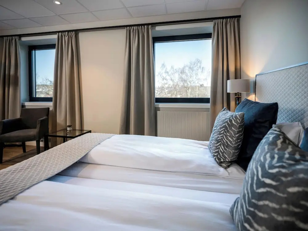 Quality Hotel Grand Royal - Chambres