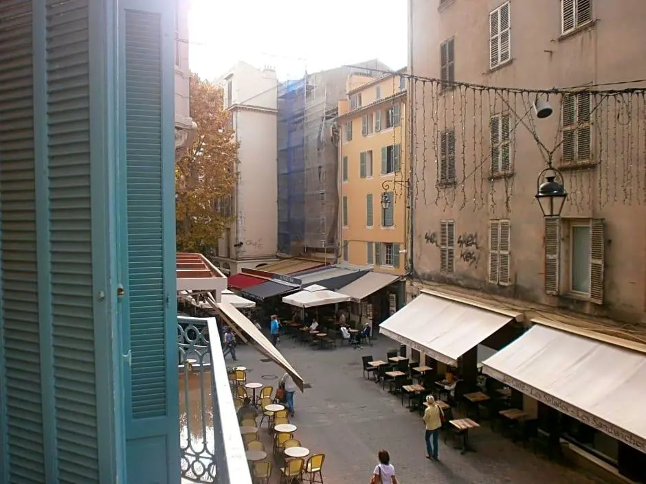 Little Palace - Général