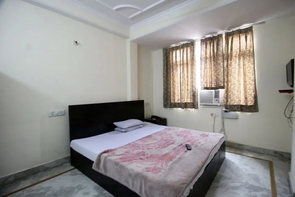 Tara Guest House