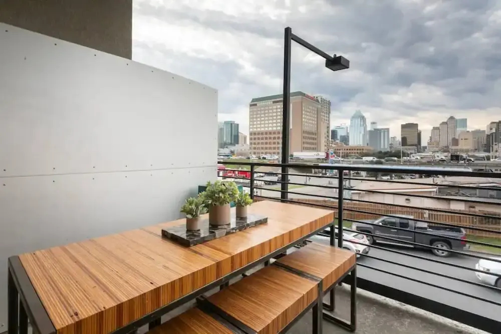 Swanky Townhome