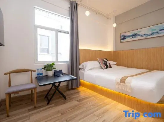 4 Bedrooms Suite