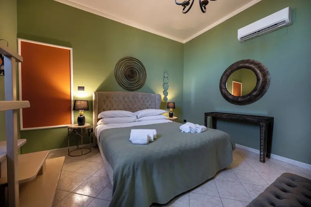 Comfort room