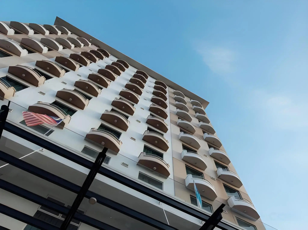 LA Hotel