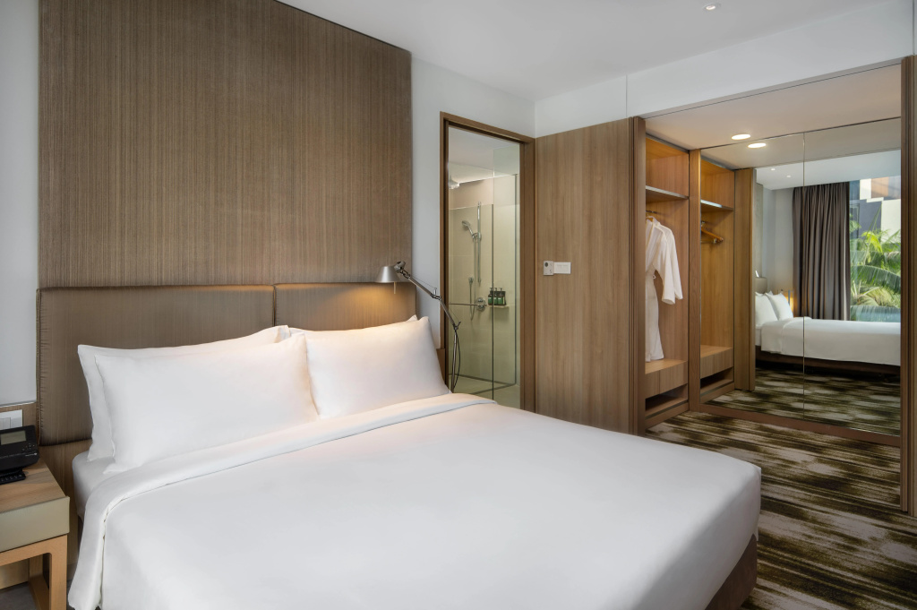 Crowne Plaza Changi Airport by IHG - фото 3