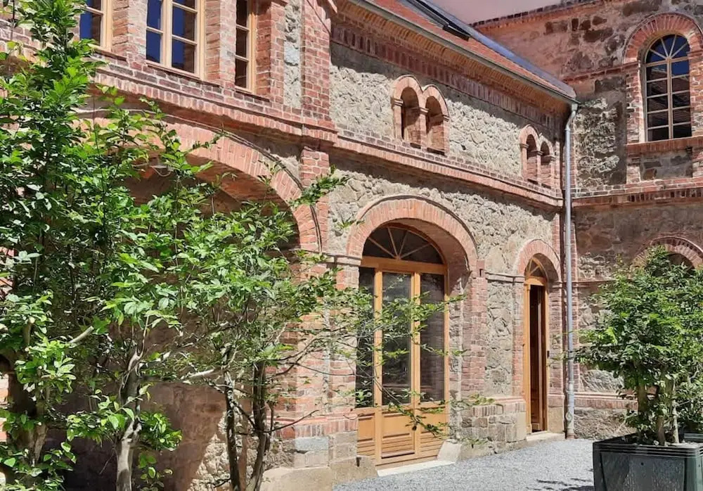 Unterkunft mit Kamin, Whirlpool und Sauna