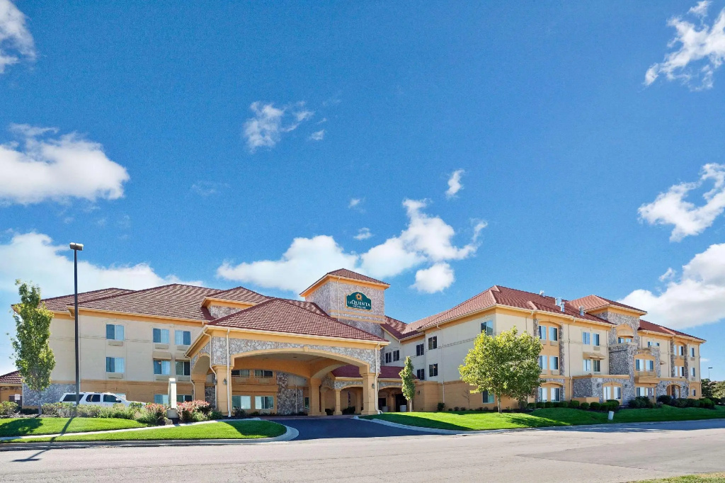 La Quinta Inn & Suites by Wyndham Olathe - Chambres