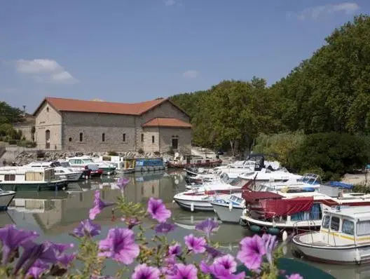 Vacancéole - Le Domaine d'Enserune - Chambres