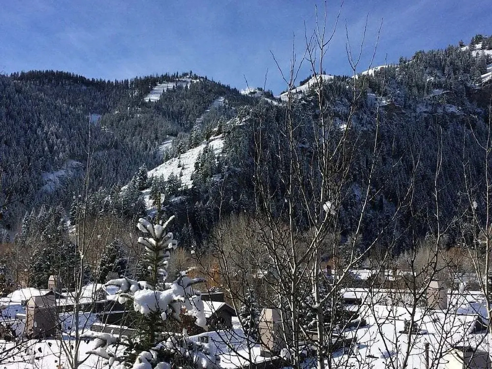 Walk to Lifts & Town - Hot Tub & Pool