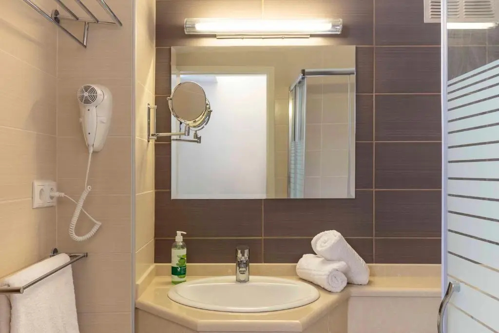 Standard Quadruple room with balcony