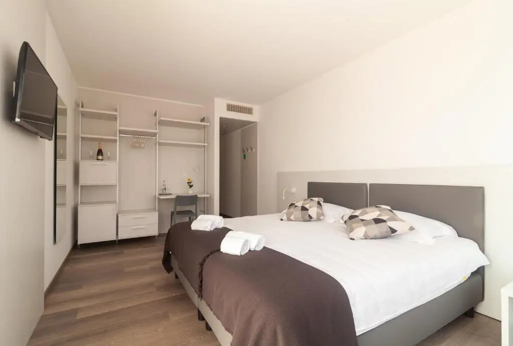 Business Double room (twin beds)