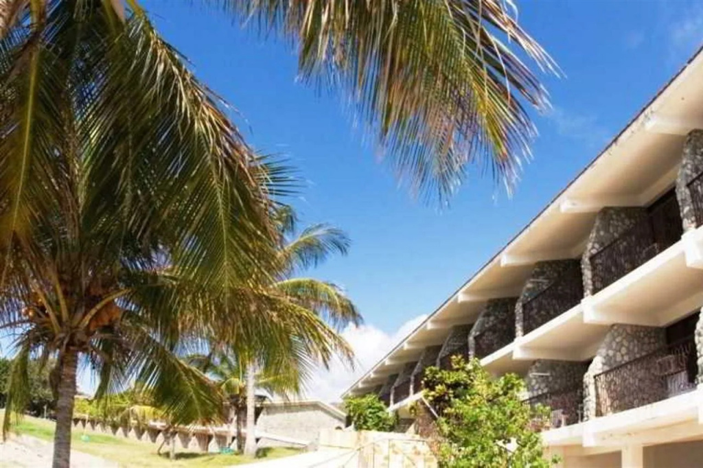 Beach & Waterfront