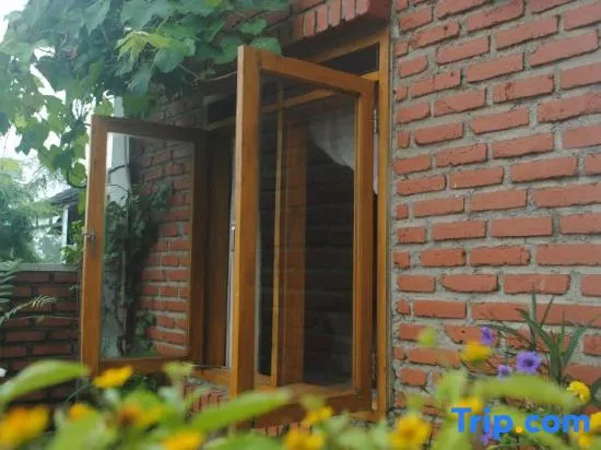Villa Lira - Buah Batu Bandung