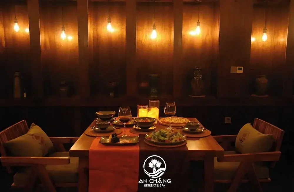 Food & Beverage