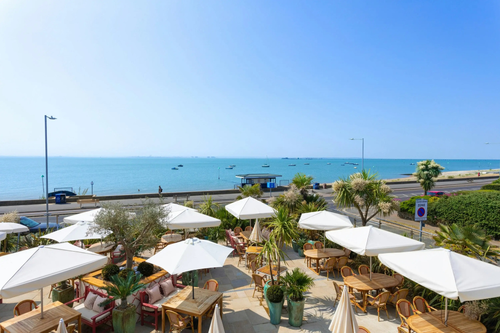 Roslin Beach Hotel - Général