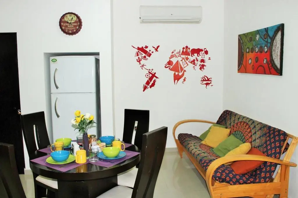 2 Bedrooms Apartment