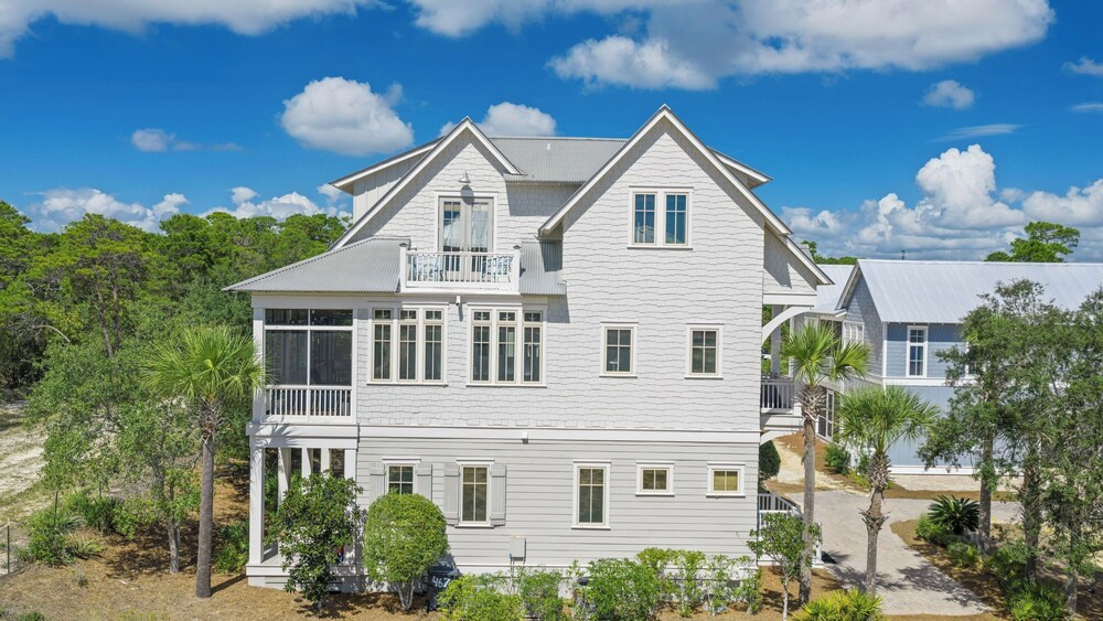 Serene 30A Getaway Near Beach w/ Pool, Firepit & Porch Sea Salt by Avantstay