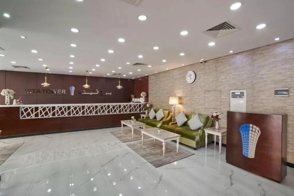 Lobby & Reception