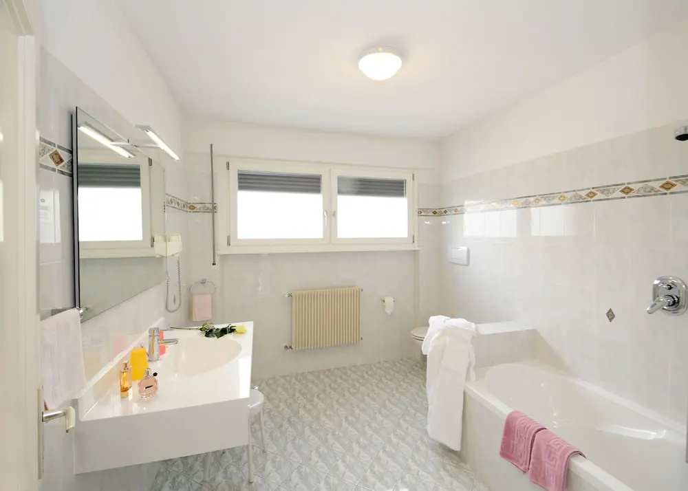 Standard Double room with garden view (full double bed)