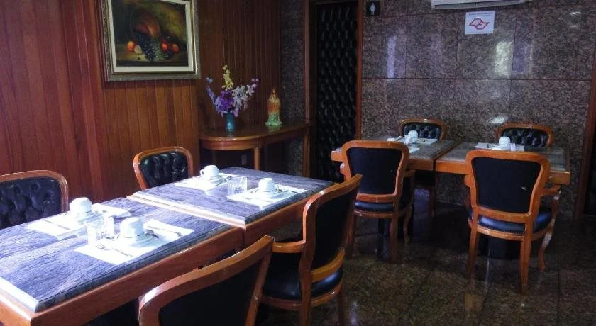 La Guardia Hotel - Général