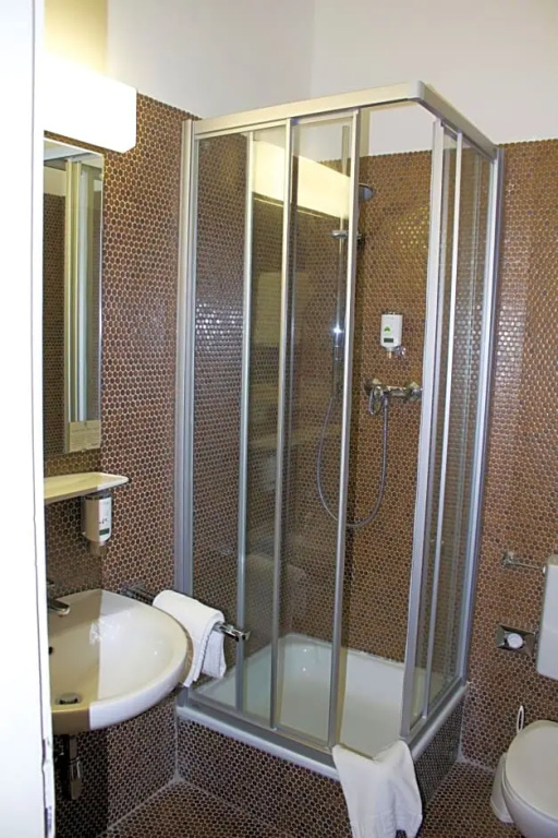 Hotel Vier Jahreszeiten - Chambres
