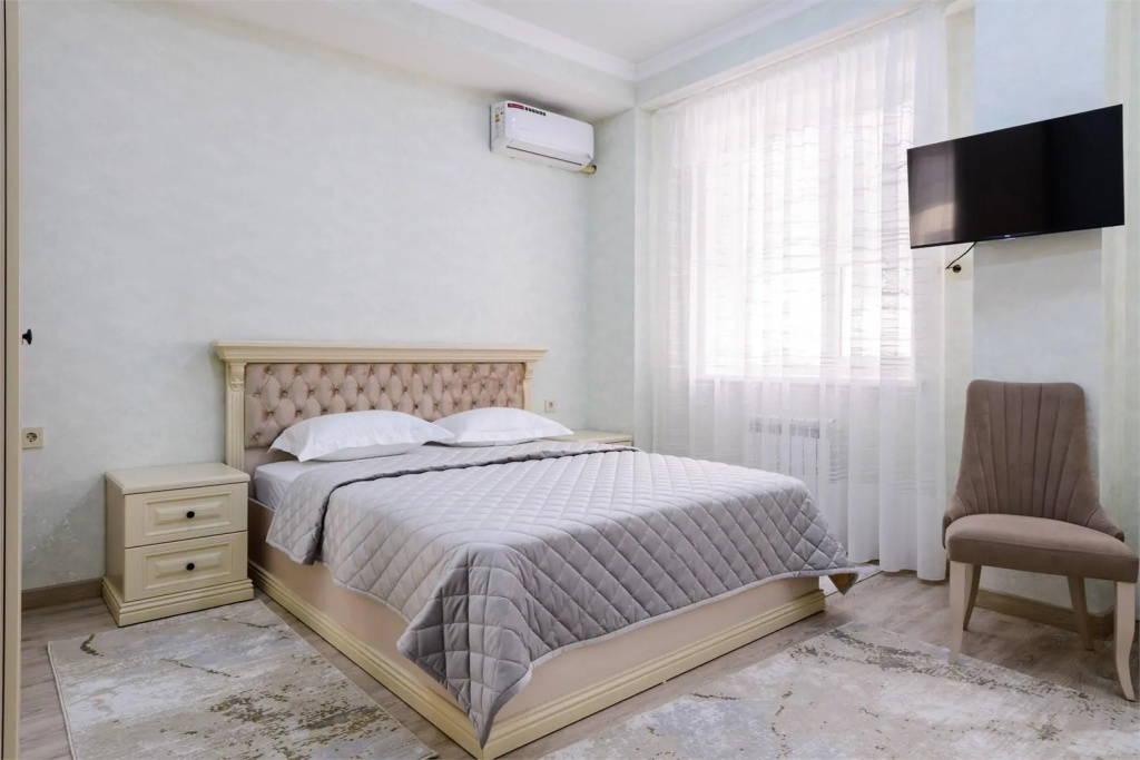 Double Junior Suite (full double bed)