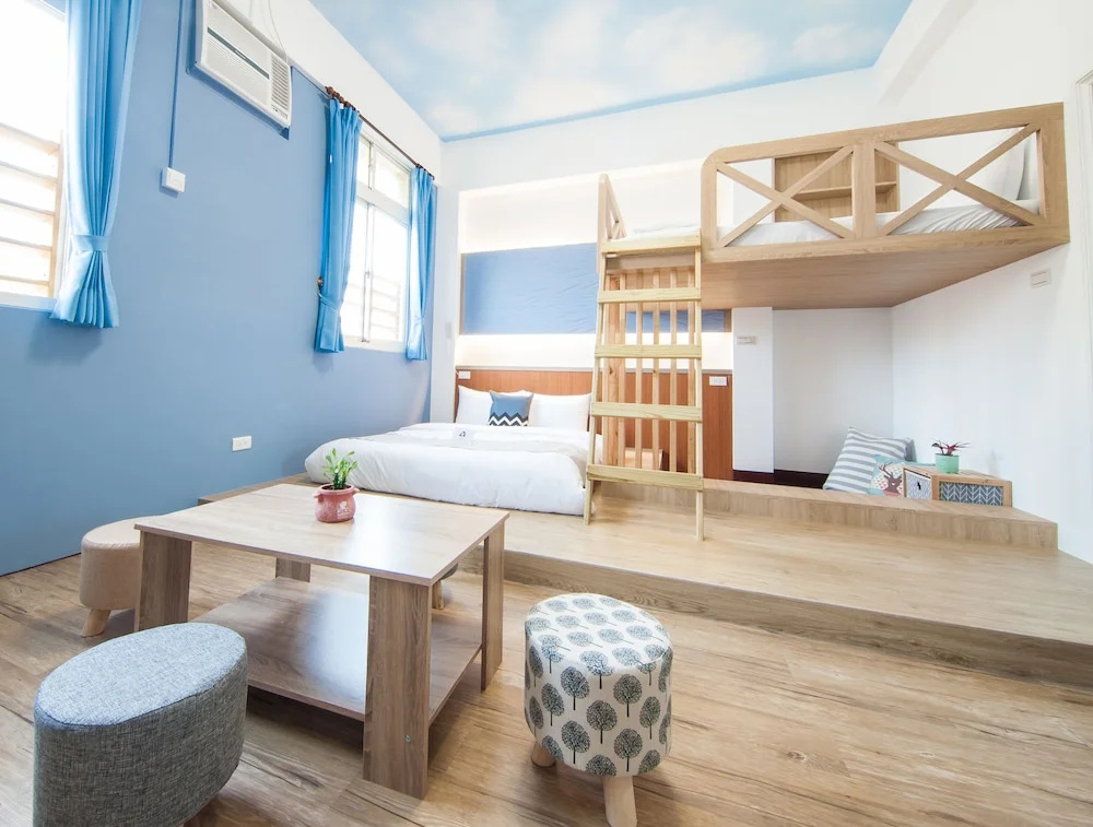 Classic Quadruple room
