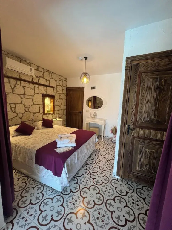 Standard room with view