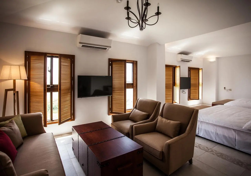 豪華四人房，配有大床