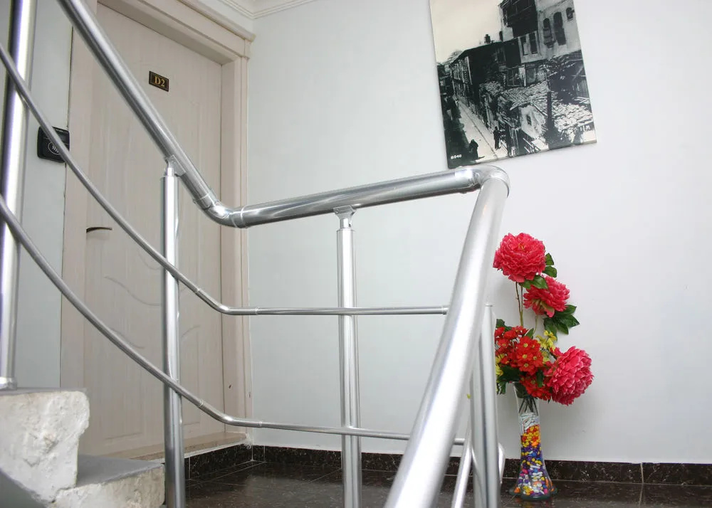 Balcony & Terrace