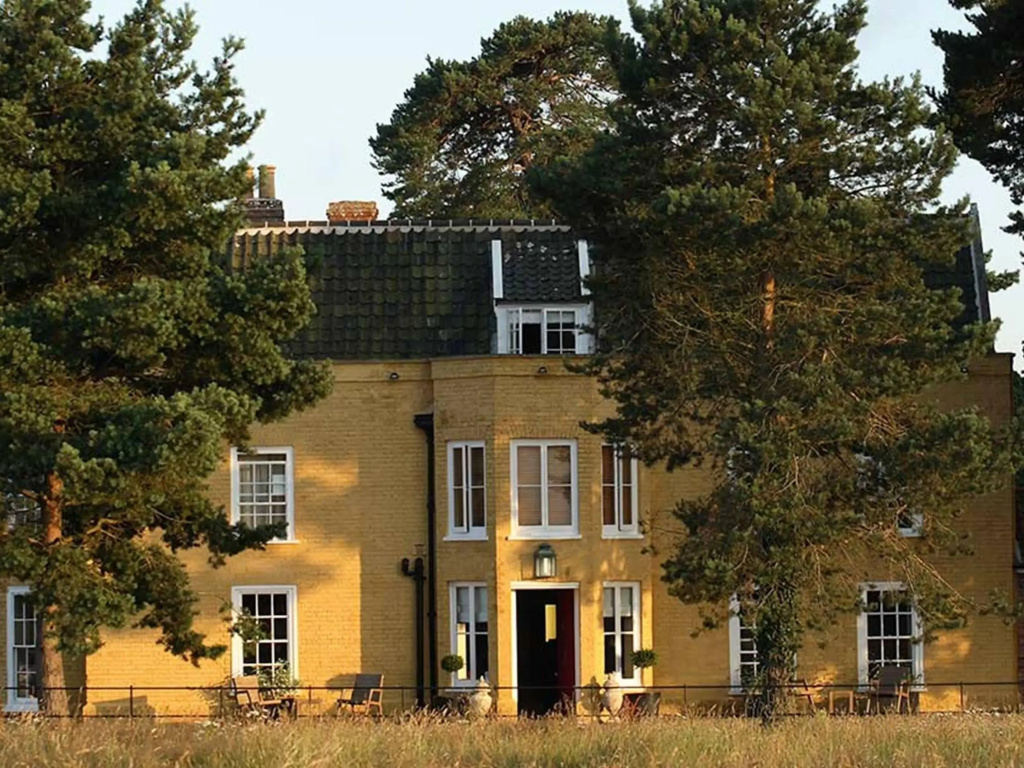 Fritton Arms Collection
