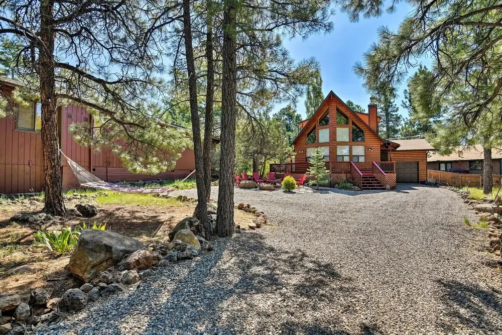 Modern Mountain Chalet: Munds Park Retreat w/ Deck