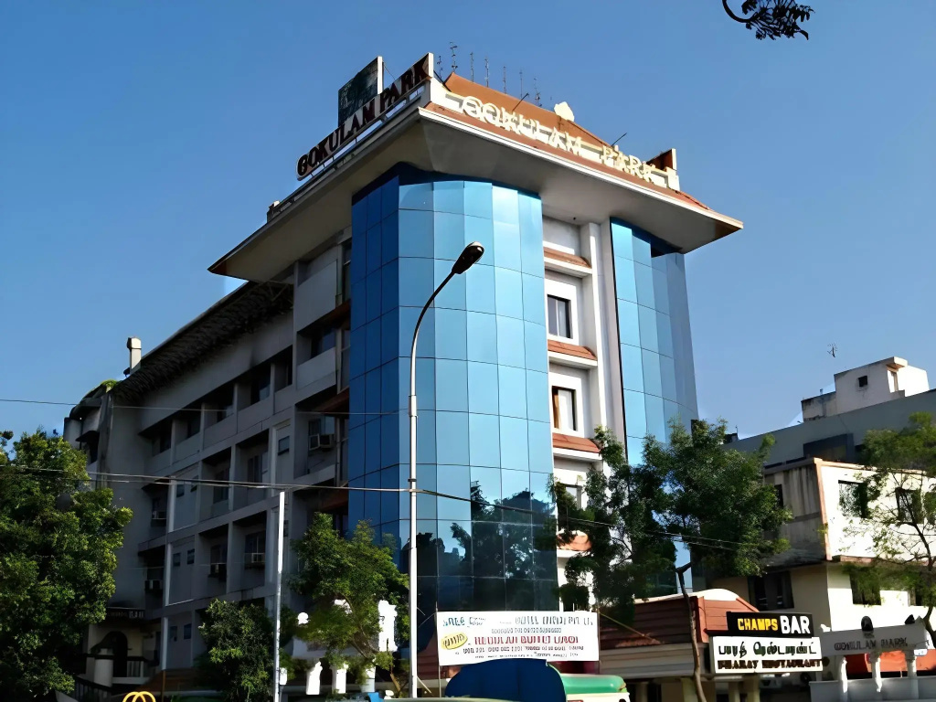 Hotel Gokulam Park