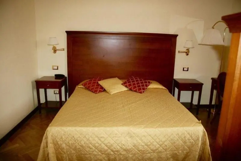Hotel Alessandro Della Spina - Chambres