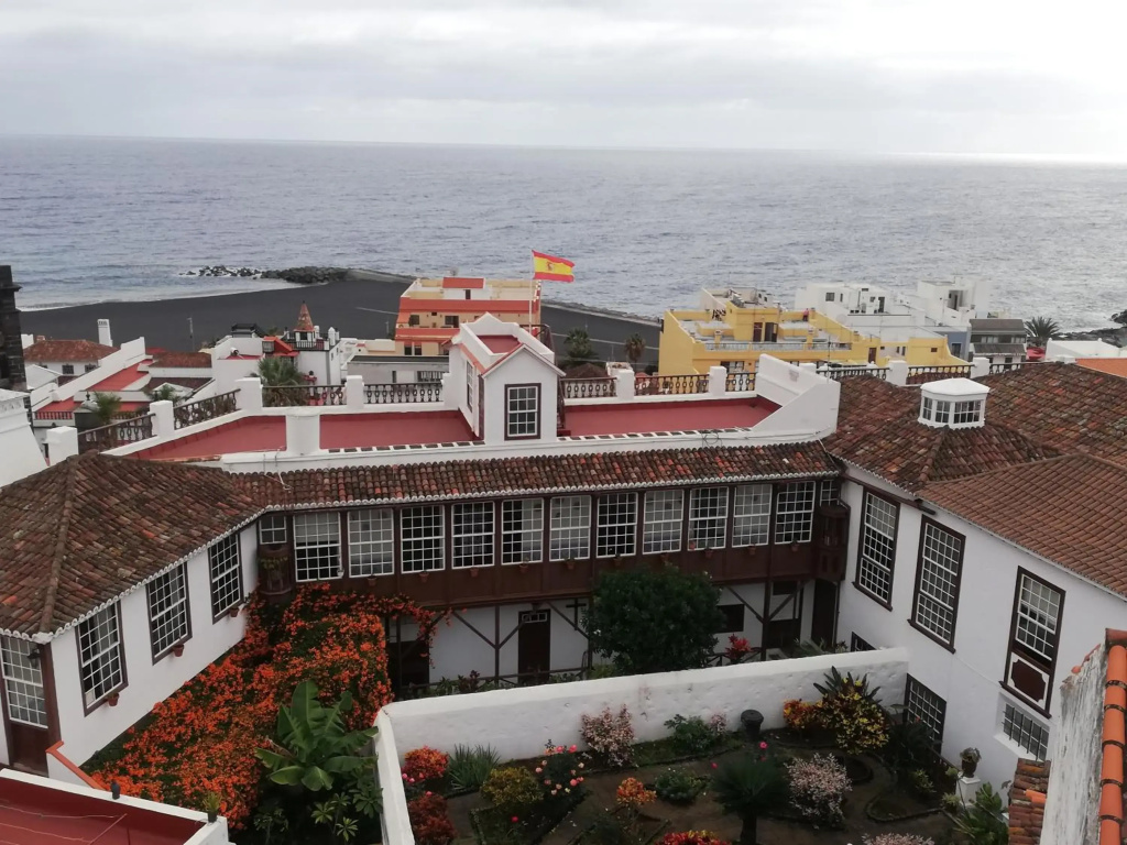 Mid Century Home (S/C De La Palma Centro)