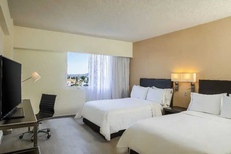 Fiesta Inn Guadalajara Expo - Chambres
