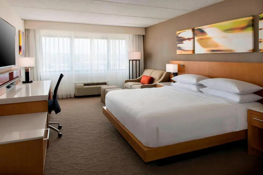 Delta Hotels by Marriott Utica - Chambres