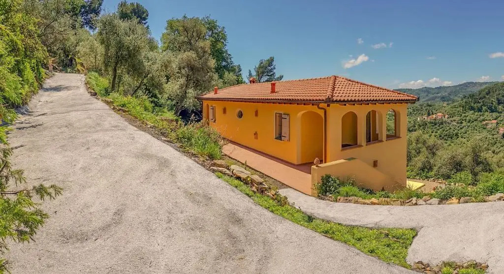 Casale tra gli Ulivi