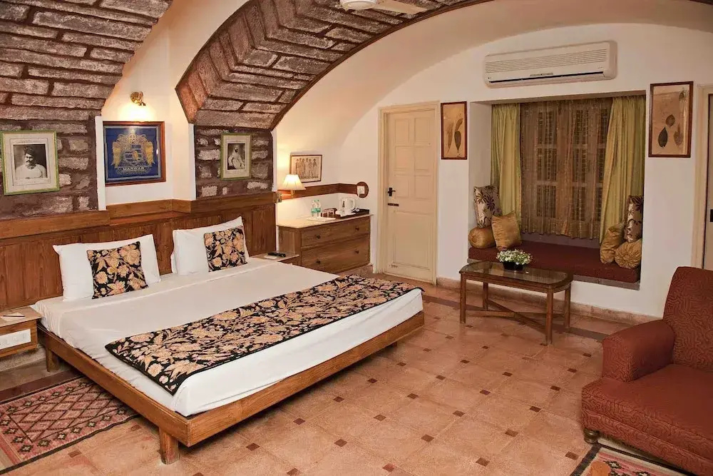 WelcomHeritage Bal Samand Lake Palace - Chambres
