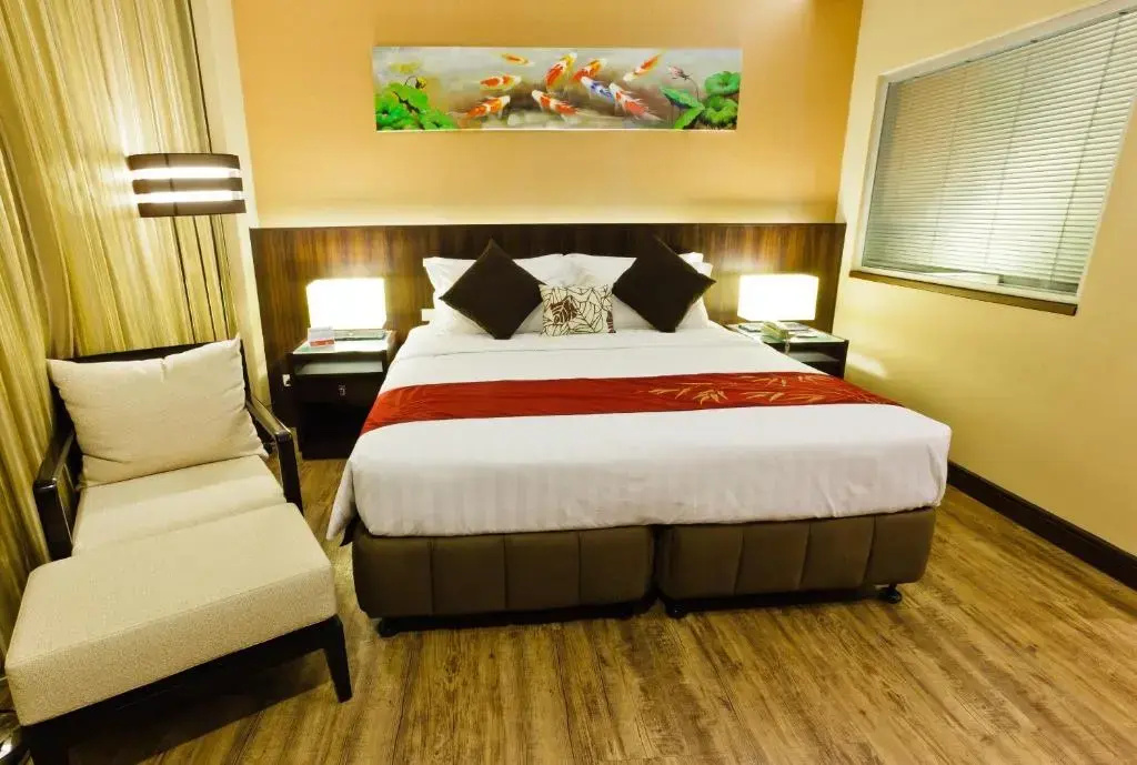 Deluxe Double room (full double bed)