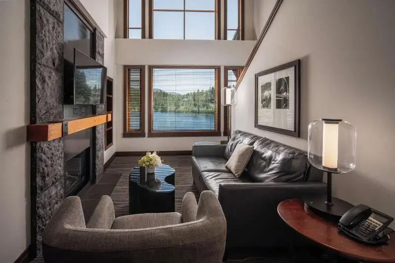 Nita Lake Lodge - Chambres