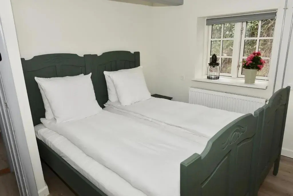 Standard Double room full double bed