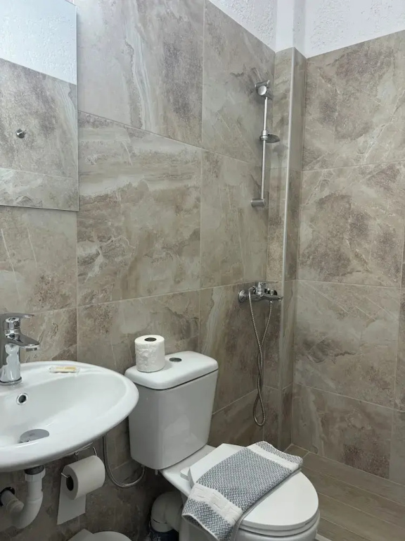 Standard Triple room with balcony