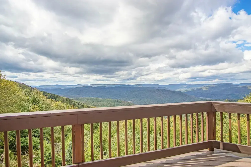 South West Ridge 72-153 5 Br: Large Western Views. Private hot Tub. Wood Fireplace
